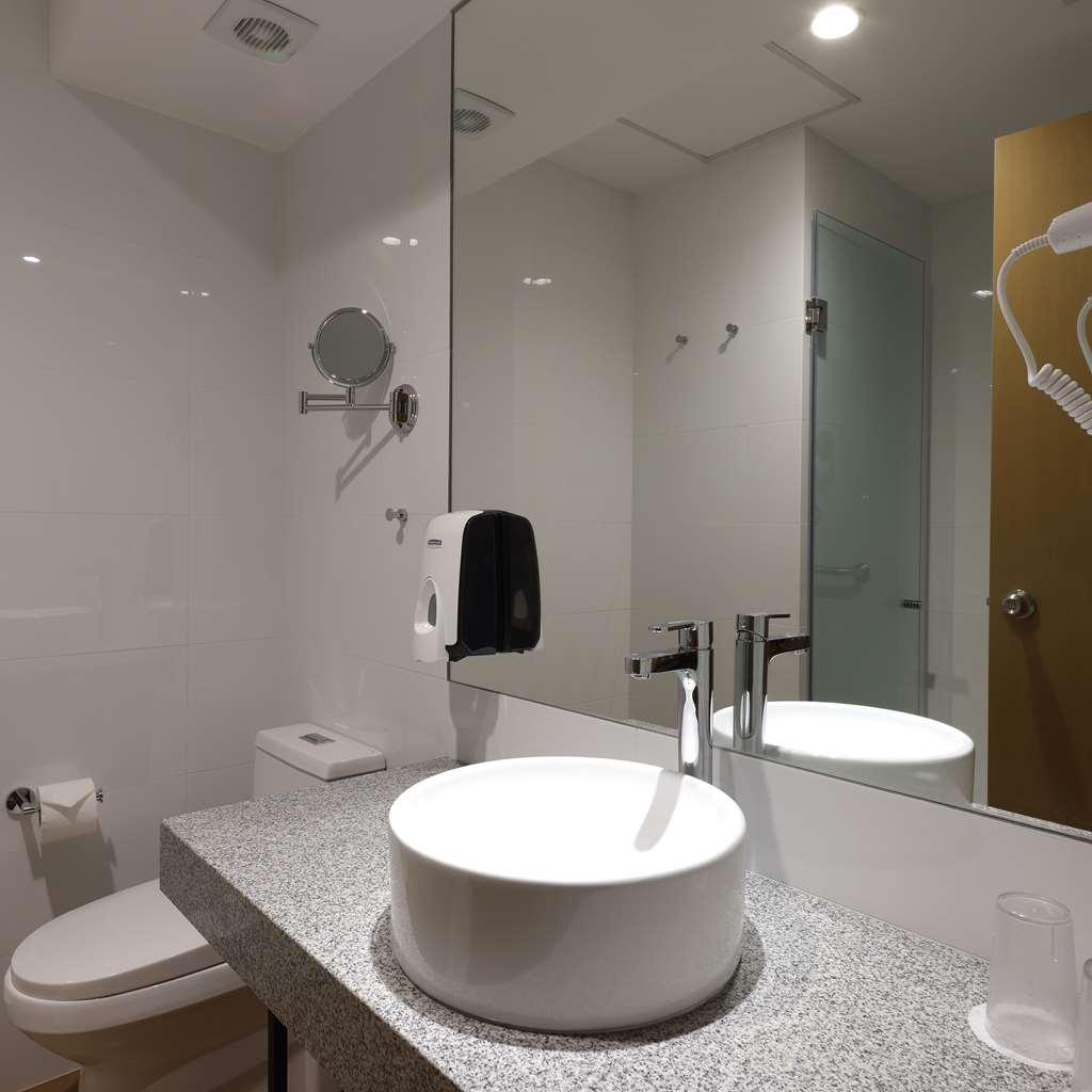 Casa Andina Standard Benavides Hotel Lima Ngoại thất bức ảnh